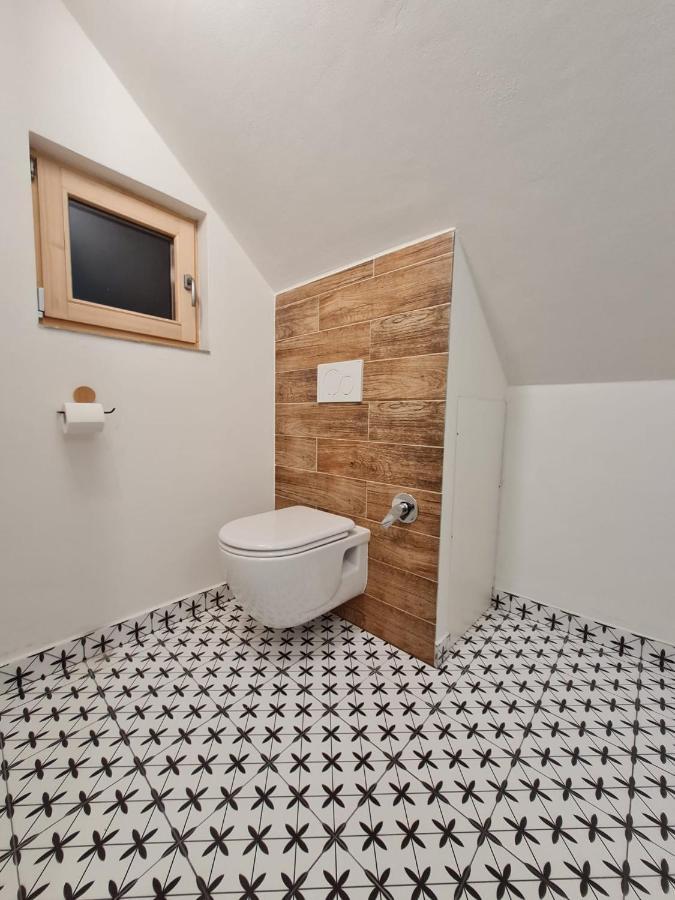 Apartman Konirna ฮาร์ราคอฟ ภายนอก รูปภาพ